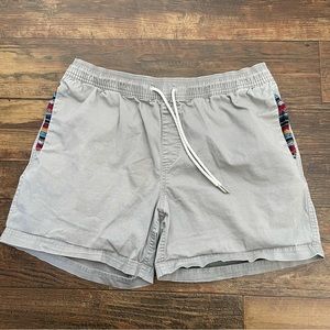 Gray Wowie shorts. Size Large.
